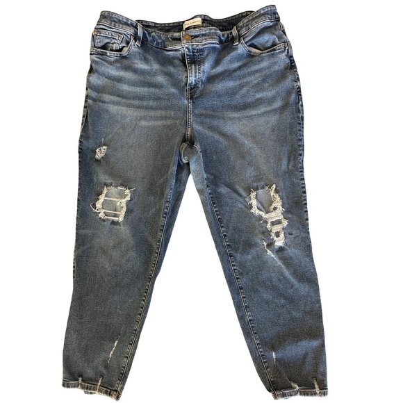 Lane Bryant Mid-Rise Distressed Medium Wash Flex Waist Boyfriend Cropped Jeans - Picture 1 of 6